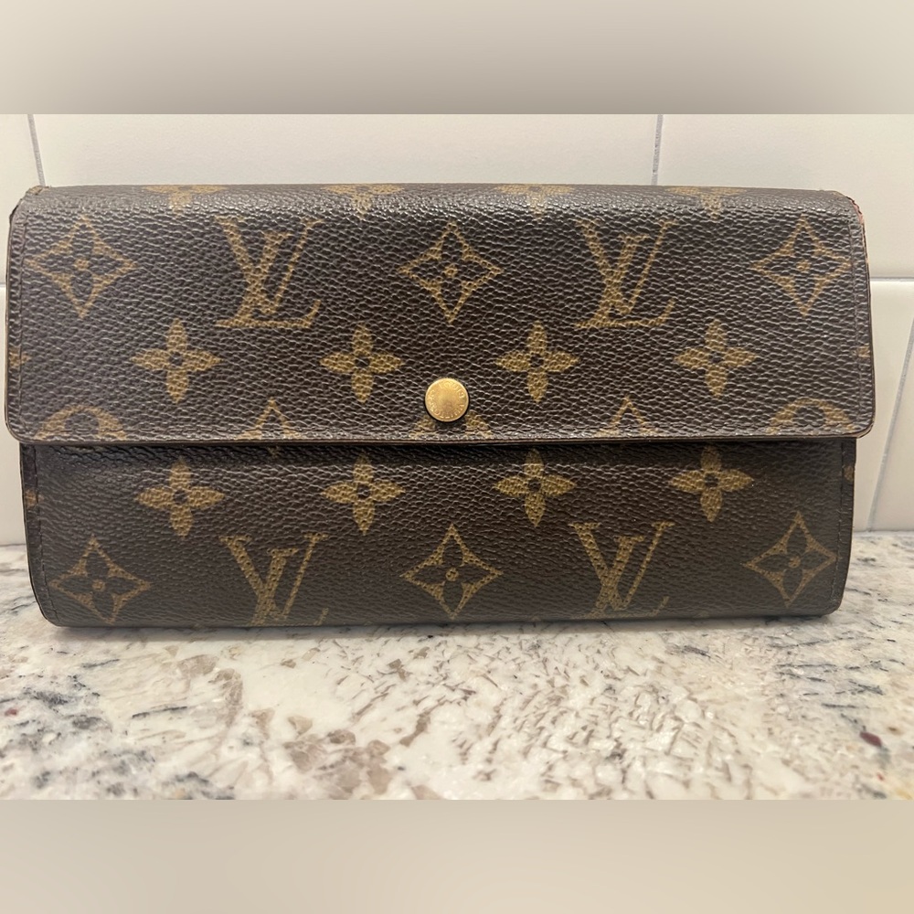 Louis Vuitton Monogram Wallet-Sarah
